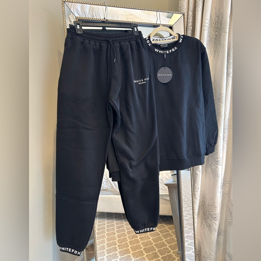 White Fox “Put it on Repeat” Sweatshirt and Sweatpants